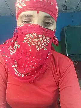 Snapshot of Hotwera chatting on October 18, 2025, 10:10 pm Hotwera online show from October 18, 2025, 10:10 pm