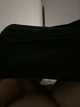 samksa77 online show from October 27, 2025, 7:18 pm