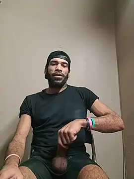 Snapshot of GuyInNY chatting on November 23, 2025, 5:51 am GuyInNY online show from November 23, 2025, 5:51 am