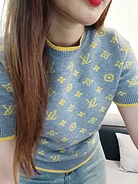 susu baby online show from March 18, 2026, 2:15 am