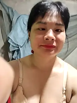 kute-00 online show from September 9, 2025, 5:18 am