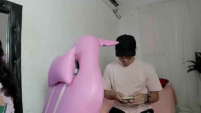 Laura and Kevin online show from January 13, 2026, 7:52 pm