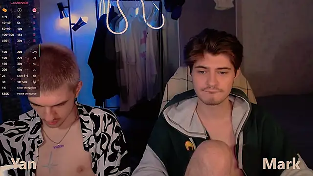 itsyanbb online show from December 17, 2025, 4:07 am