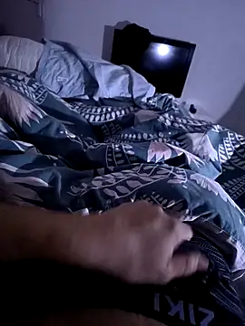 xxminou online show from December 3, 2025, 2:08 am