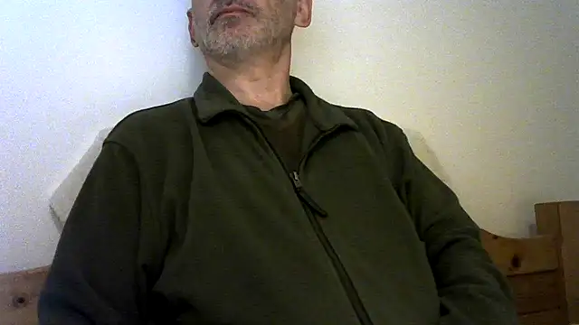 Snapshot of titi5466 chatting on February 13, 2026, 8:05 pm titi5466 online show from February 13, 2026, 8:05 pm