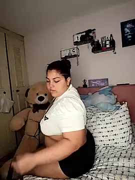 Snapshot of kendra_lil_evill chatting on October 10, 2025, 10:36 am kendra lil evill online show from October 10, 2025, 10:36 am