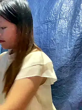 O o UwU o O online show from October 8, 2025, 3:26 am