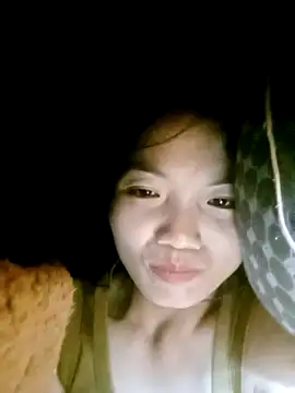 ngan-cute online show from September 13, 2025, 2:50 pm