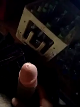 EMERKITHO 20 R online show from May 29, 2026, 8:51 pm