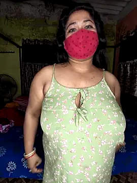 Smile-quien online show from November 26, 2025, 3:24 pm