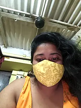 Smile-quien online show from April 2, 2026, 7:33 pm