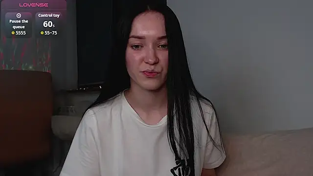 Veliora online show from October 29, 2025, 4:09 pm