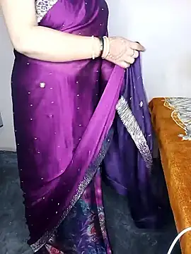 Snapshot of Oh_011 chatting on April 20, 2026, 4:10 pm Oh 011 online show from April 20, 2026, 4:10 pm