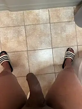 Jariushot3 online show from February 1, 2026, 4:33 am