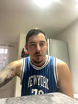 DaNNyeL016 online show from September 17, 2025, 5:58 pm