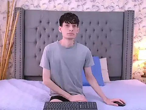 Luke Carter online show from September 17, 2025, 1:02 pm