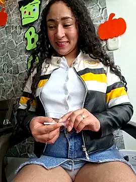 Lexiiee 1 online show from October 9, 2025, 5:11 pm