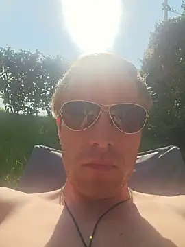 bigdick benxh online show from May 4, 2026, 1:51 pm