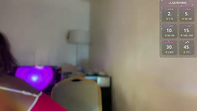  petitegirlx69  online show from October 24, 2025, 9:06 am