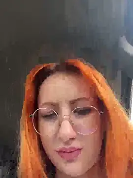 Snapshot of DaddysLittleSlutfox chatting on May 22, 2026, 7:48 am DaddysLittleSlutfox online show from May 22, 2026, 7:48 am