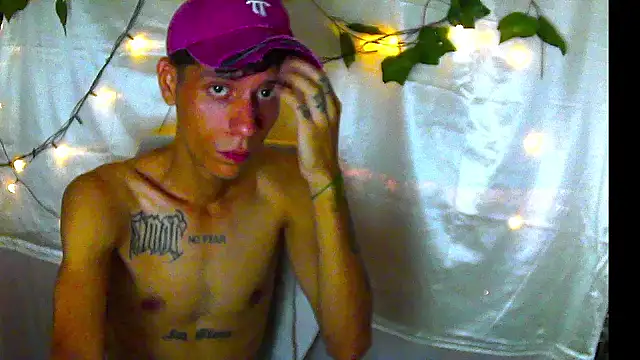 Crxxxsh online show from September 20, 2025, 7:15 pm