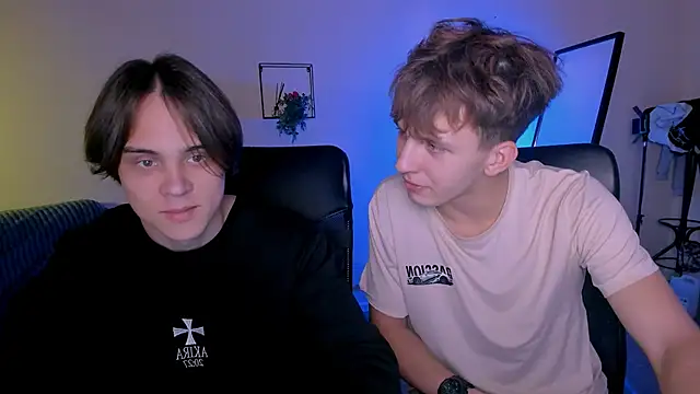 Snapshot of travis_wolf_ chatting on September 23, 2025, 8:23 pm travis wolf online show from September 23, 2025, 8:23 pm