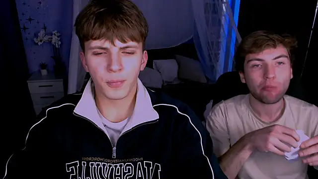 Snapshot of travis_wolf_ chatting on November 19, 2025, 8:20 pm travis wolf online show from November 19, 2025, 8:20 pm