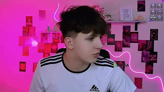 travis wolf  online show from April 14, 2026, 8:42 am