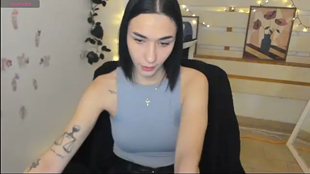 Snapshot of Bella_Night4 chatting on January 12, 2026, 7:57 am Bella Night4 online show from January 12, 2026, 7:57 am