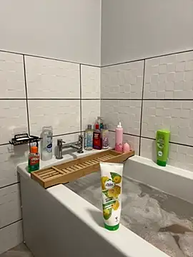 Snapshot of CheekyChelseaX chatting on November 12, 2025, 6:30 pm CheekyChelseaX online show from November 12, 2025, 6:30 pm