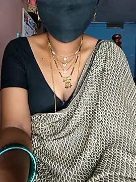 Snapshot of SindhuHappy chatting on April 19, 2026, 4:28 pm SindhuHappy online show from April 19, 2026, 4:28 pm