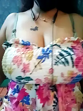 Snapshot of tamil_Vennila chatting on October 18, 2025, 11:11 am tamil Vennila online show from October 18, 2025, 11:11 am