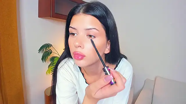 Snapshot of JoCauterucci chatting on September 28, 2025, 7:03 am JoCauterucci online show from September 28, 2025, 7:03 am