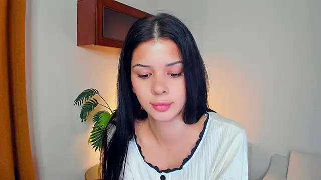 Snapshot of JoCauterucci chatting on October 2, 2025, 6:53 am JoCauterucci online show from October 2, 2025, 6:53 am