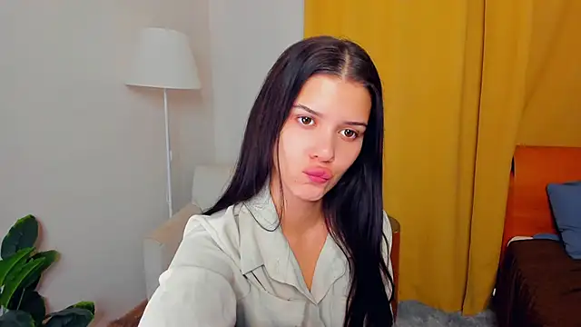 Snapshot of JoCauterucci chatting on November 11, 2025, 6:46 am JoCauterucci online show from November 11, 2025, 6:46 am