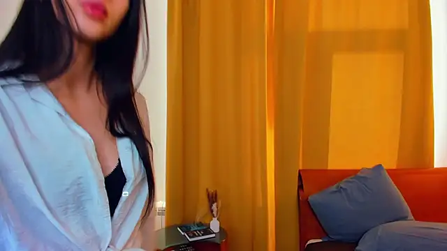 Snapshot of JoCauterucci chatting on November 16, 2025, 7:03 am JoCauterucci online show from November 16, 2025, 7:03 am