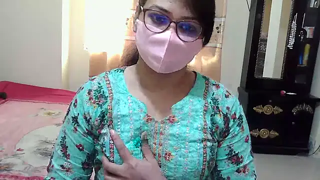 Elena cruz5 online show from December 22, 2025, 2:41 am