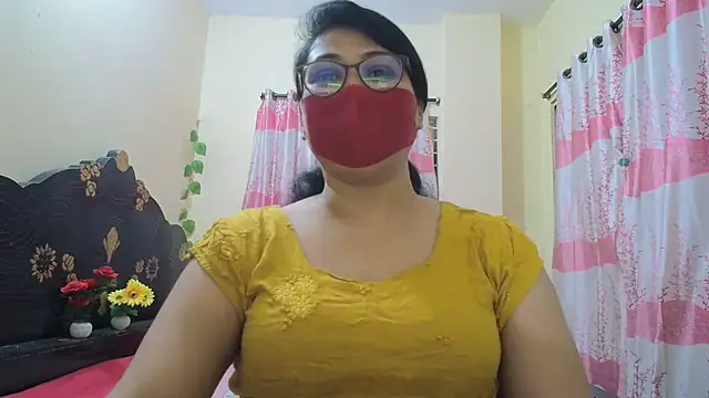 Snapshot of Elena_cruz5 chatting on February 28, 2026, 6:31 pm Elena cruz5 online show from February 28, 2026, 6:31 pm