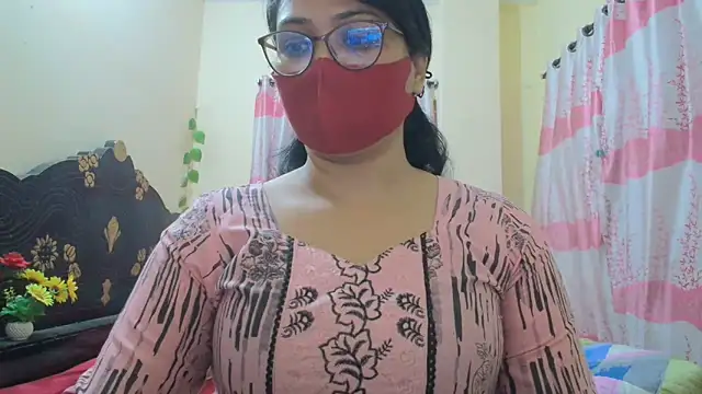 Snapshot of Elena_cruz5 chatting on March 4, 2026, 7:42 pm Elena cruz5 online show from March 4, 2026, 7:42 pm
