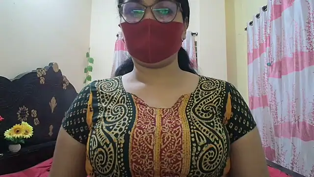 Snapshot of Elena_cruz5 chatting on March 6, 2026, 5:31 pm Elena cruz5 online show from March 6, 2026, 5:31 pm