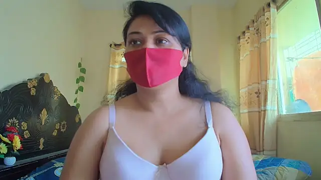 Snapshot of Elena_cruz5 chatting on March 19, 2026, 8:07 am Elena cruz5 online show from March 19, 2026, 8:07 am