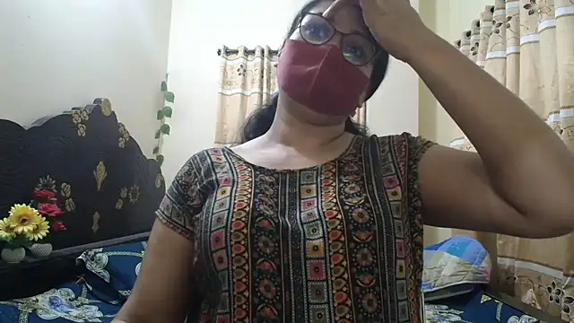 Snapshot of Elena_cruz5 chatting on March 19, 2026, 8:13 pm Elena cruz5 online show from March 19, 2026, 8:13 pm
