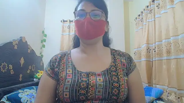 Snapshot of Elena_cruz5 chatting on March 25, 2026, 6:58 pm Elena cruz5 online show from March 25, 2026, 6:58 pm