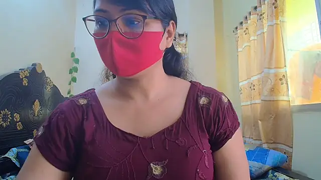 Snapshot of Elena_cruz5 chatting on March 26, 2026, 7:14 am Elena cruz5 online show from March 26, 2026, 7:14 am