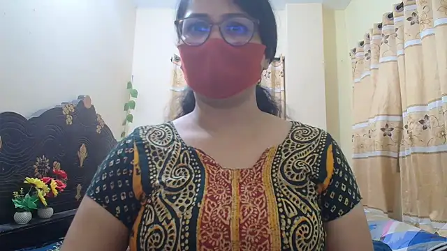 Snapshot of Elena_cruz5 chatting on April 5, 2026, 5:54 pm Elena cruz5 online show from April 5, 2026, 5:54 pm