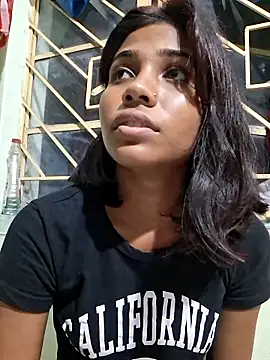  sexy-queen online show from October 2, 2025, 5:20 pm