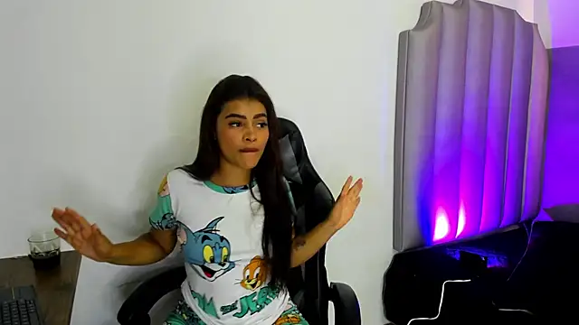 Miaa Rosse online show from October 19, 2025, 12:39 pm