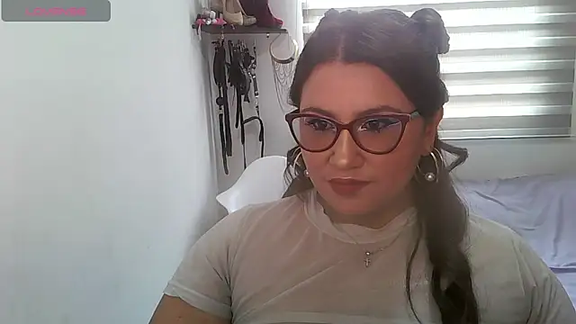 Vesper Vixen online show from October 1, 2025, 2:34 pm