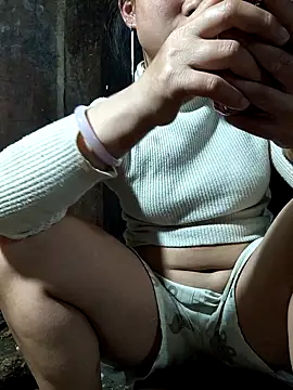 Snapshot of liu-liusexy chatting on March 18, 2026, 3:15 pm liu-liusexy online show from March 18, 2026, 3:15 pm