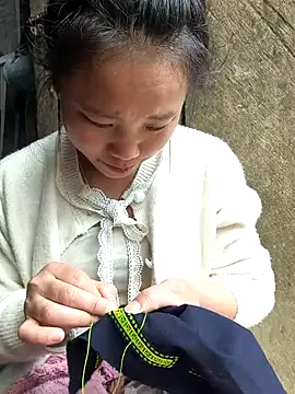 Snapshot of liu-liusexy chatting on March 24, 2026, 3:11 am liu-liusexy online show from March 24, 2026, 3:11 am